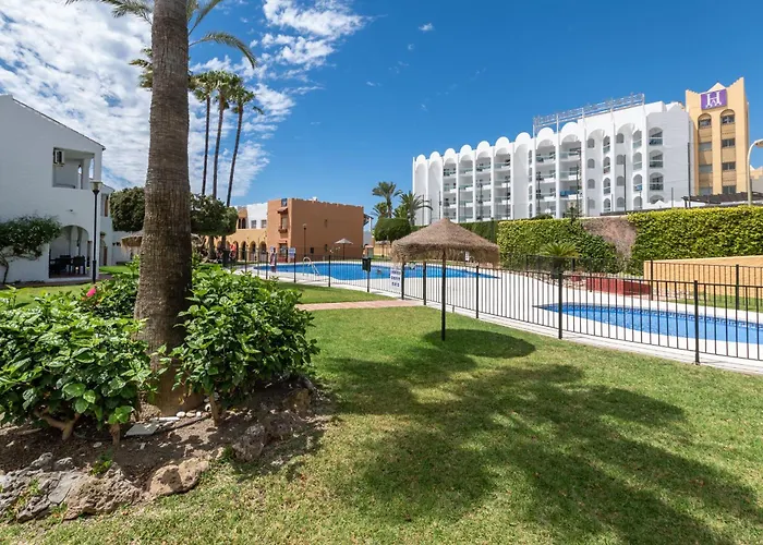 Renovated On Beachside With Pool Appartement